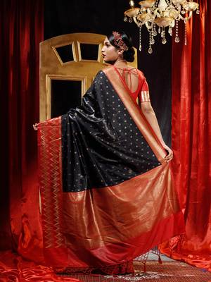 Handloom Black Katan Silk Banarasi Saree with Blouse Piece 2