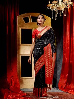 Handloom Black Katan Silk Banarasi Saree with Blouse Piece 3