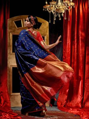 Handloom Royal Blue Katan Silk Banarasi Saree with Blouse Piece 2