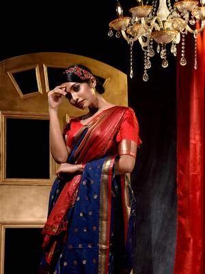 Handloom Royal Blue Katan Silk Banarasi Saree with Blouse Piece 4