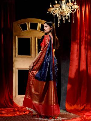 Handloom Navy Blue Katan Silk Banarasi Saree with Blouse Piece 2