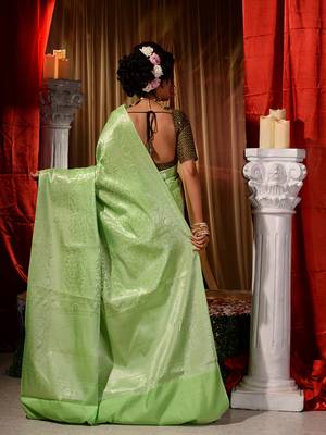 Handwoven Pista Kubera Pattu Saree with Blouse Piece 2