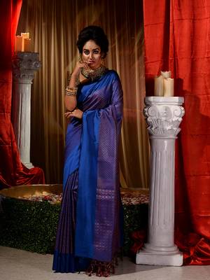 Handwoven Blue Kubera Pattu Saree with Blouse Piece 1