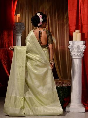 Handwoven Pista Kubera Pattu Saree with Blouse Piece 2