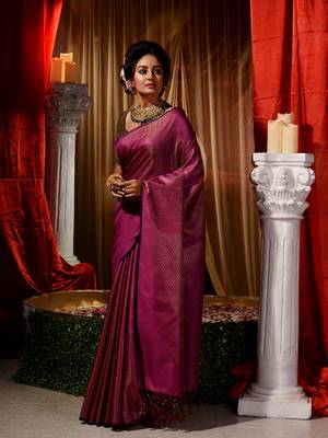 Handwoven Purple Kubera Pattu Saree with Blouse Piece 4