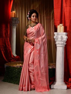 Handwoven Peach Kubera Pattu Saree with Blouse Piece 3