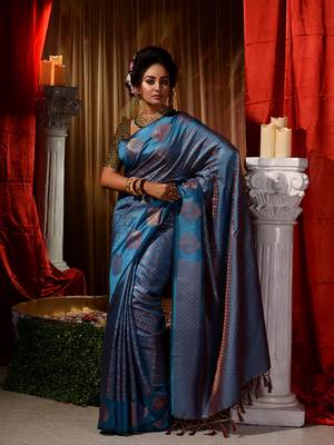 Handwoven Firozi Kubera Pattu Saree with Blouse Piece 1