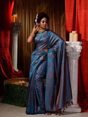 Handwoven Firozi Kubera Pattu Saree with Blouse Piece 3