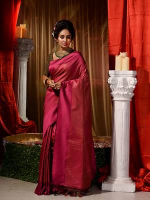 Handwoven Dark Pink Kubera Pattu Saree with Blouse Piece 1
