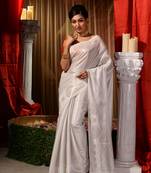 Handwoven White Kubera Pattu Saree with Blouse Piece