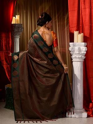 Handwoven Dark Green Kubera Pattu Saree with Blouse Piece 2