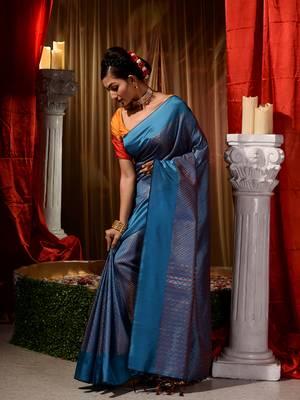 Handwoven Firozi Kubera Pattu Saree with Blouse Piece 4