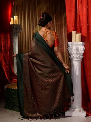 Handwoven Dark Green Kubera Pattu Saree with Blouse Piece 2