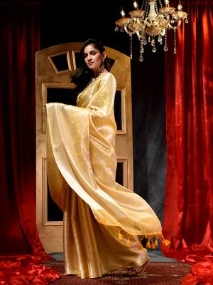 Handwoven Yellow Kubera Pattu Saree with Blouse Piece 4