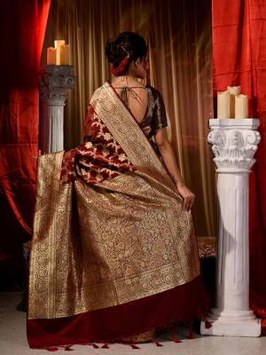 Handwoven Maroon Banarasi Silk Saree with Blouse Piece 2