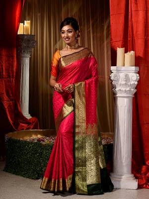 Pink Zari Weaved Kanjivaram Saree with Blouse Piece With Stone Work 3