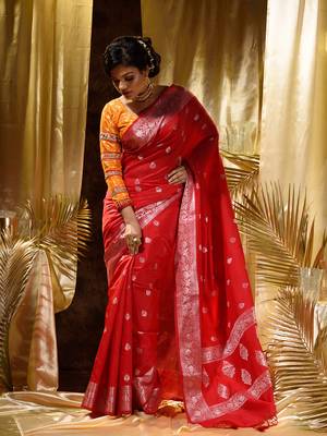 Red Banarasi Silk Saree with Blouse Piece 1