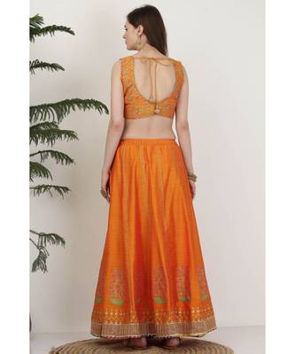 Kaanchie Nanggia Silk Orange printed Lehenga Set 2