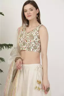 Kaanchie Nanggia Silk White printed Lehenga Set