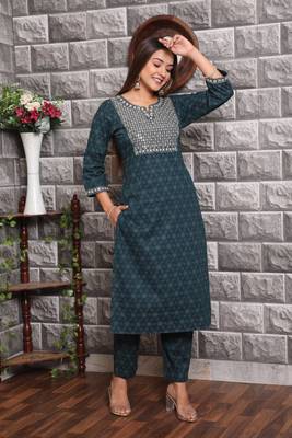 vastravilla Women's Cotton Feberic Embrodiery Work Kurti With Pant Set 2