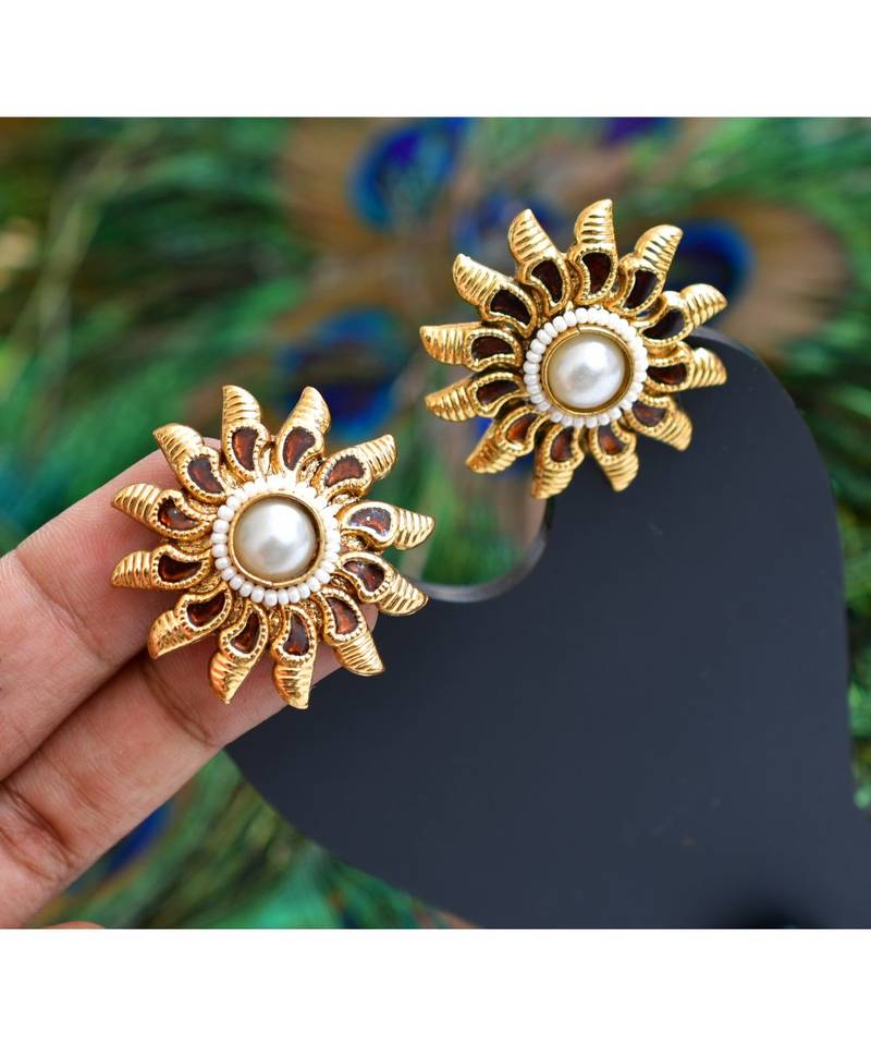 Antique pearl sun stud dj-06364