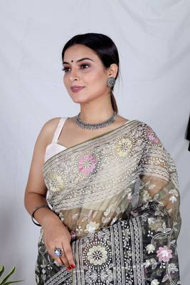 Black Organza Printed Saree With Kashmiri Thread Work  2
