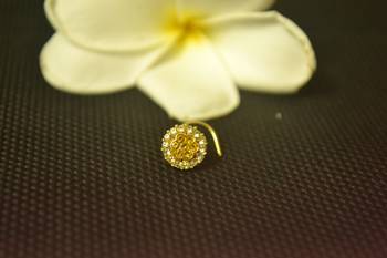 Yellow diamond nose-ring 2