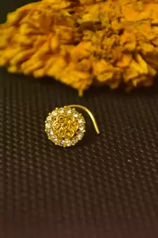 Yellow diamond nose-ring