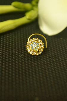 Turquoise diamond nose-ring