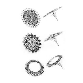 Silver studs 3