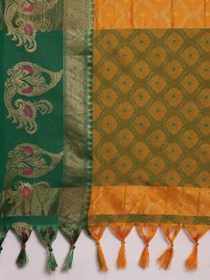 Mustard Woven Cotton Silk Saree With Blouse 4