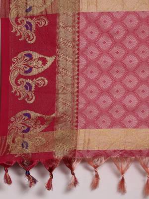 Peach woven cotton silk saree with blouse 4