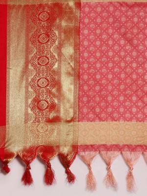 Peach Woven Cotton Silk Saree With Blouse 4