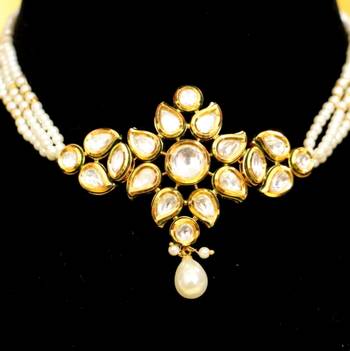 Kundan And Pearl Paisley Choker 2