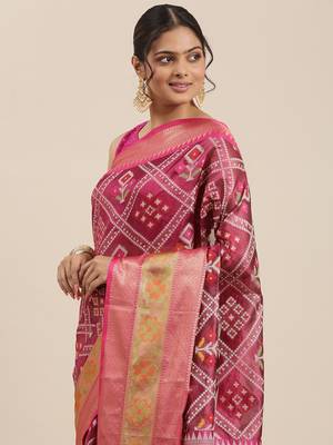 Magenta woven art silk saree with blouse 1