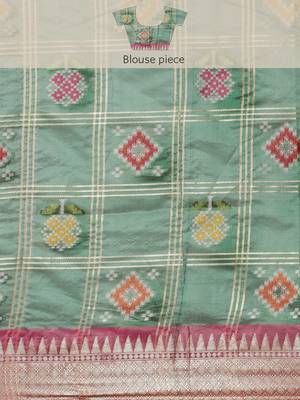 Green woven art silk saree with blouse 5