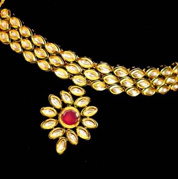 Elegant Kundan Ruby Choker Necklace Set 4