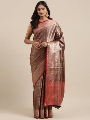 Gold woven kanchipuram silk blend saree with blouse 2