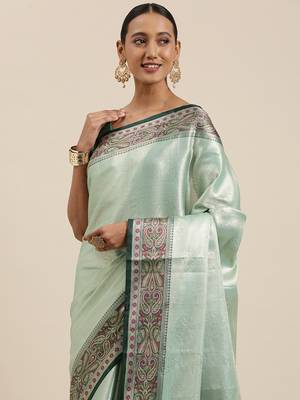 Blue woven kanchipuram silk blend saree with blouse 1