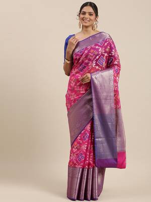 Magenta woven kanchipuram silk saree with blouse 2