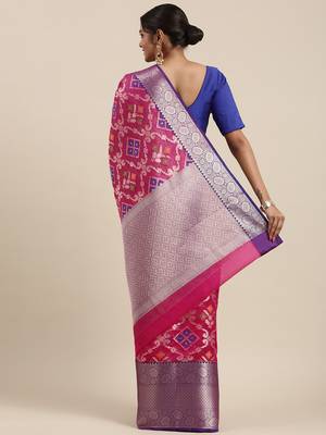 Magenta woven kanchipuram silk saree with blouse 4