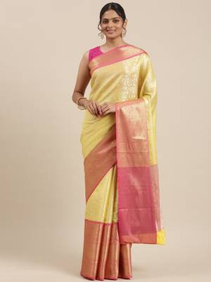 Gold woven kanchipuram silk saree with blouse 3