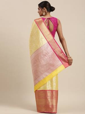 Gold woven kanchipuram silk saree with blouse 4