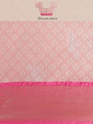 Gold woven kanchipuram silk saree with blouse 5