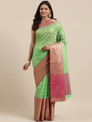 Green woven Faux kanchipuram silk saree with blouse 2
