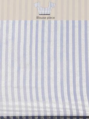 Blue woven kanchipuram silk saree with blouse 5