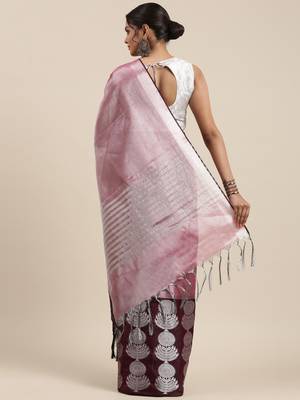 Pink woven kanchipuram silk saree with blouse 4