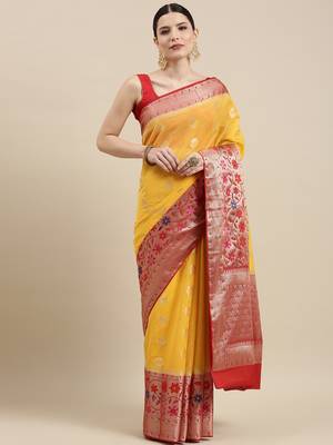 Gold woven cotton silk saree with blouse 2