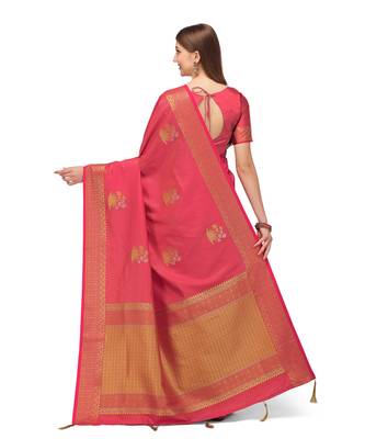 Peach woven kanchipuram silk saree with blouse 4