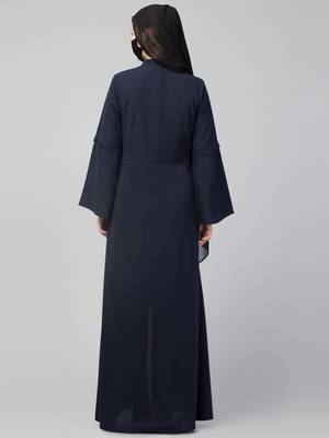 Front Open Abaya With Metal Zipper. 5